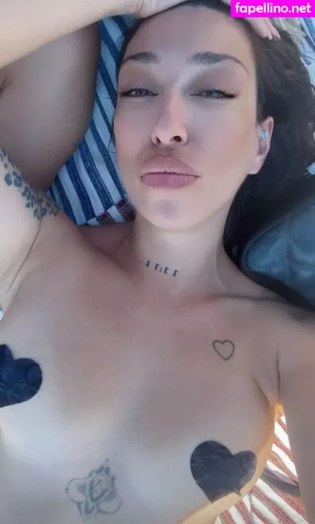 Tzouma Mym OnlyFans Thumbnail #1JA1gqrbL1