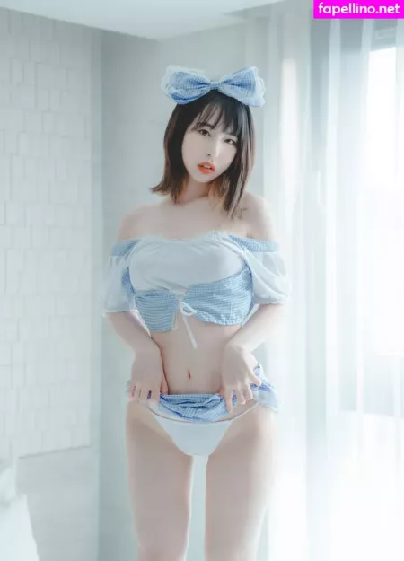 U Hyeeee 03 OnlyFans Thumbnail #NHGtpIXiQd