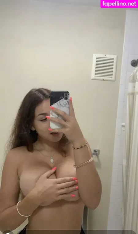 U L I A N A OnlyFans Thumbnail #zcVymTjbus