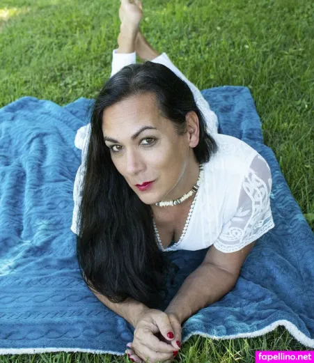 U102633240 OnlyFans Thumbnail #KeIYsRbxwT