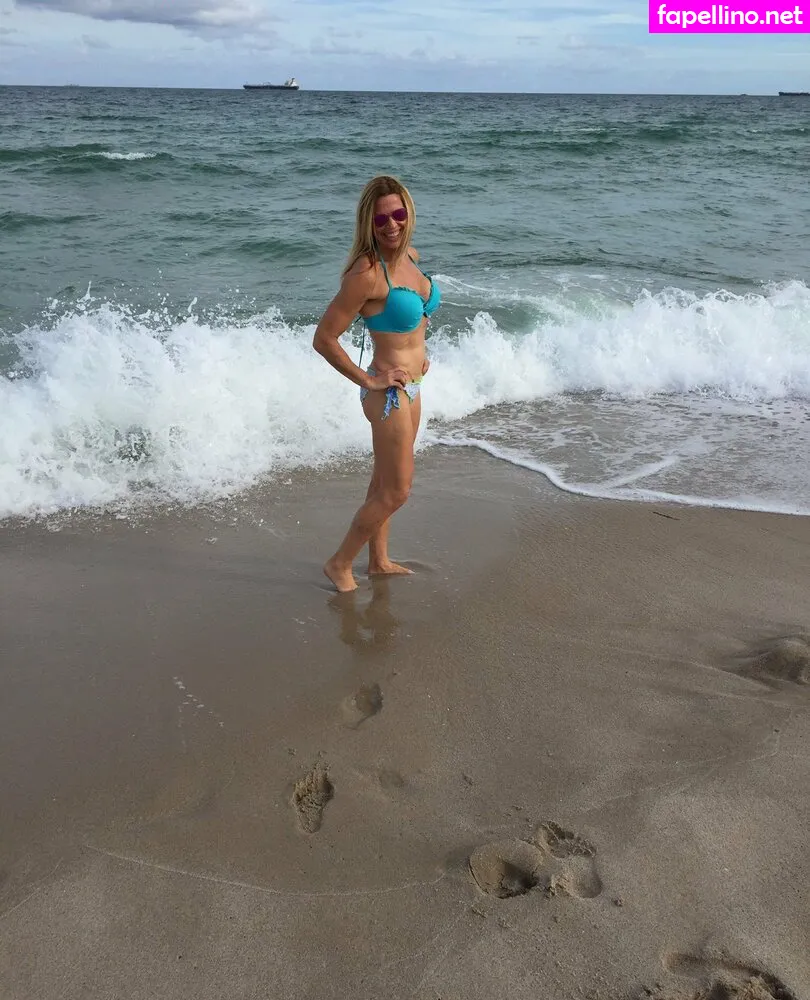 lway1831, u118668979 Nude Leaked OnlyFans Photo #2Y4UpMYnmW
