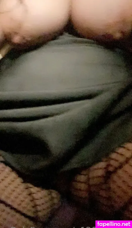 U120936732 OnlyFans Thumbnail #TMRwbkgFiv