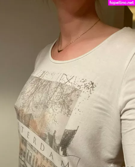 U125339225 OnlyFans Thumbnail #I2S0bihyMq