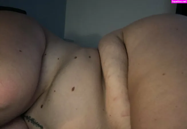 U12559673 OnlyFans Thumbnail #XgILxSBNfB