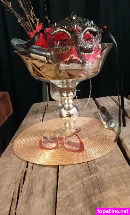 U211513685 OnlyFans Thumbnail #HtkWbBRuYp