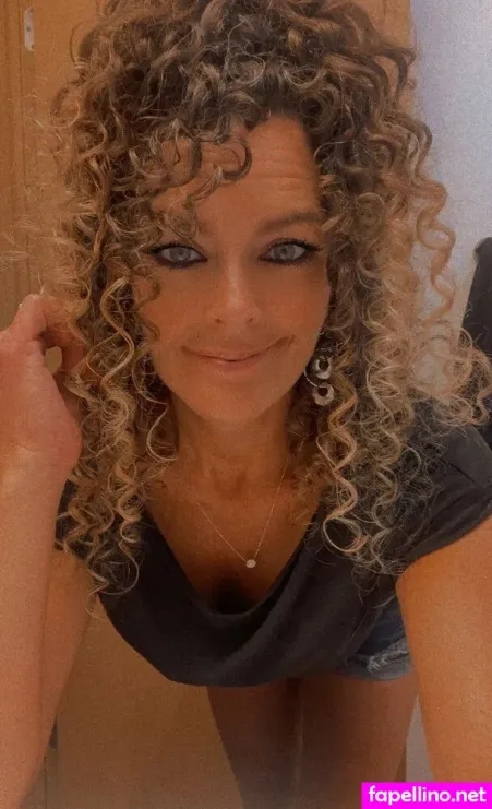 U228830623 OnlyFans Thumbnail #3XqjDHc5tw