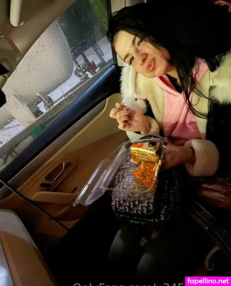 U245264007 OnlyFans Thumbnail #3VTlSnIRZE