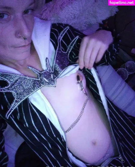 U258562108 OnlyFans Thumbnail #hVwPrlGNFW