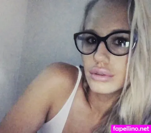 U28167180 OnlyFans Thumbnail #RIvOXTKvBF