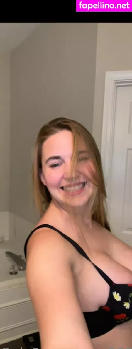 U285276183 OnlyFans Thumbnail #2SkMFIAF6b