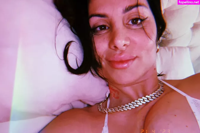 U310544882 OnlyFans Thumbnail #0LnhJ1gb0n