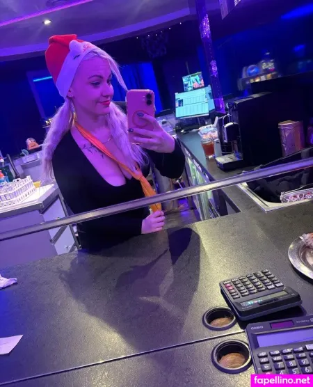 U322465402 OnlyFans Thumbnail #yVPj9rPxmx