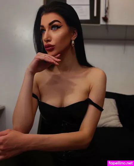 U361380266 OnlyFans Thumbnail #ExDooJPwsx