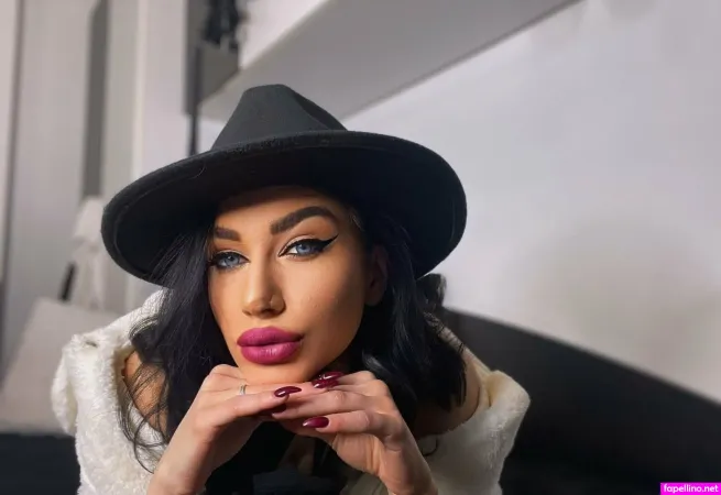 U361380266 OnlyFans Thumbnail #W71WYsHqgi