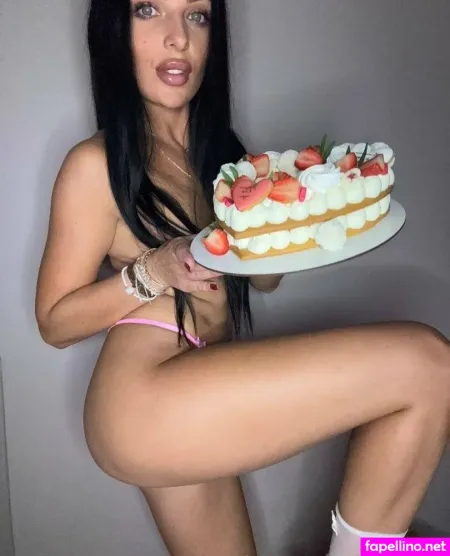 U444299636 OnlyFans Thumbnail #3MSvk0kwdJ