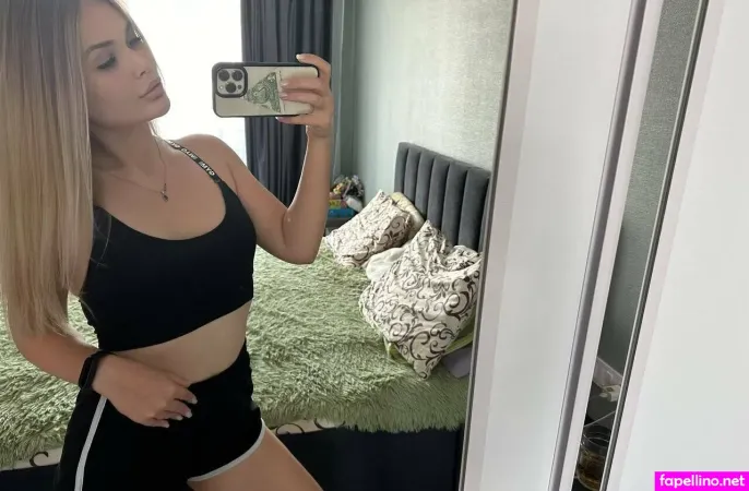 U449088756 OnlyFans Thumbnail #hWuni8Q20q