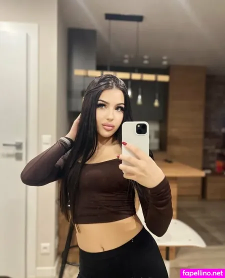 U483134297 OnlyFans Thumbnail #RmAZs5pz5G