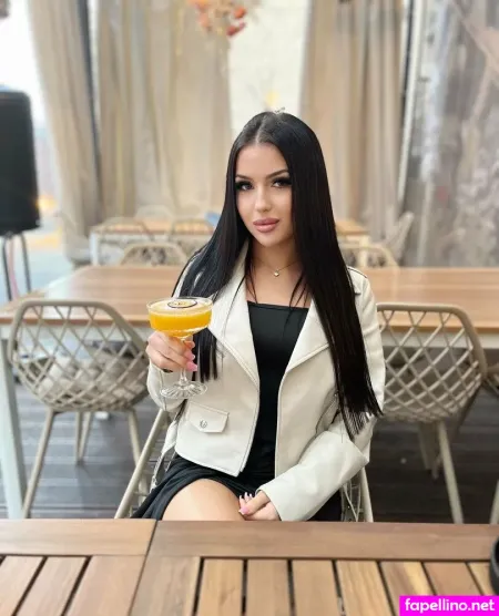 U483134297 OnlyFans Thumbnail #emsJvI6Fs9