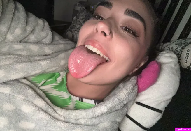 U489105211 OnlyFans Thumbnail #U8a4V8Fkzn
