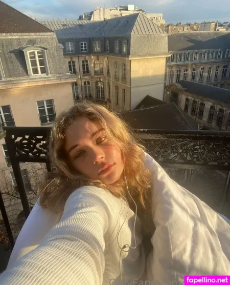 U49980469 OnlyFans Thumbnail #SoLiw0wUMt