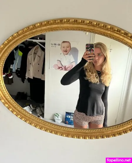 U49980469 OnlyFans Thumbnail #WLq0AY312a