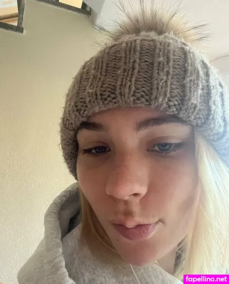 U49980469 OnlyFans Thumbnail #kUjngb9np2