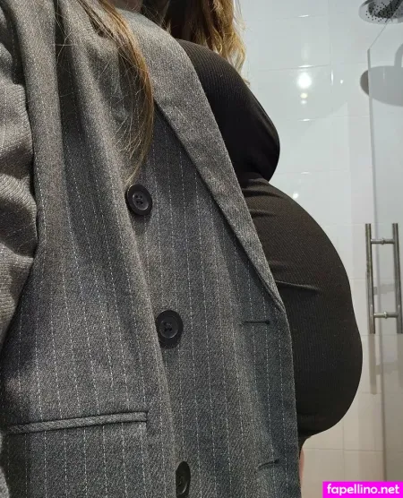 U7562235743j OnlyFans Thumbnail #shvTNgYxf4