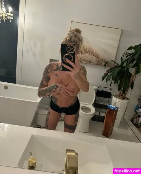 U77925078 OnlyFans Thumbnail #kENF7Ngvyh