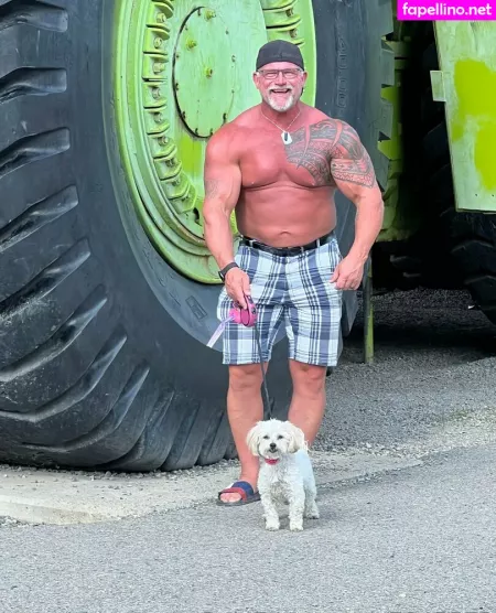 U7945573 OnlyFans Thumbnail #CVR3OGqflA