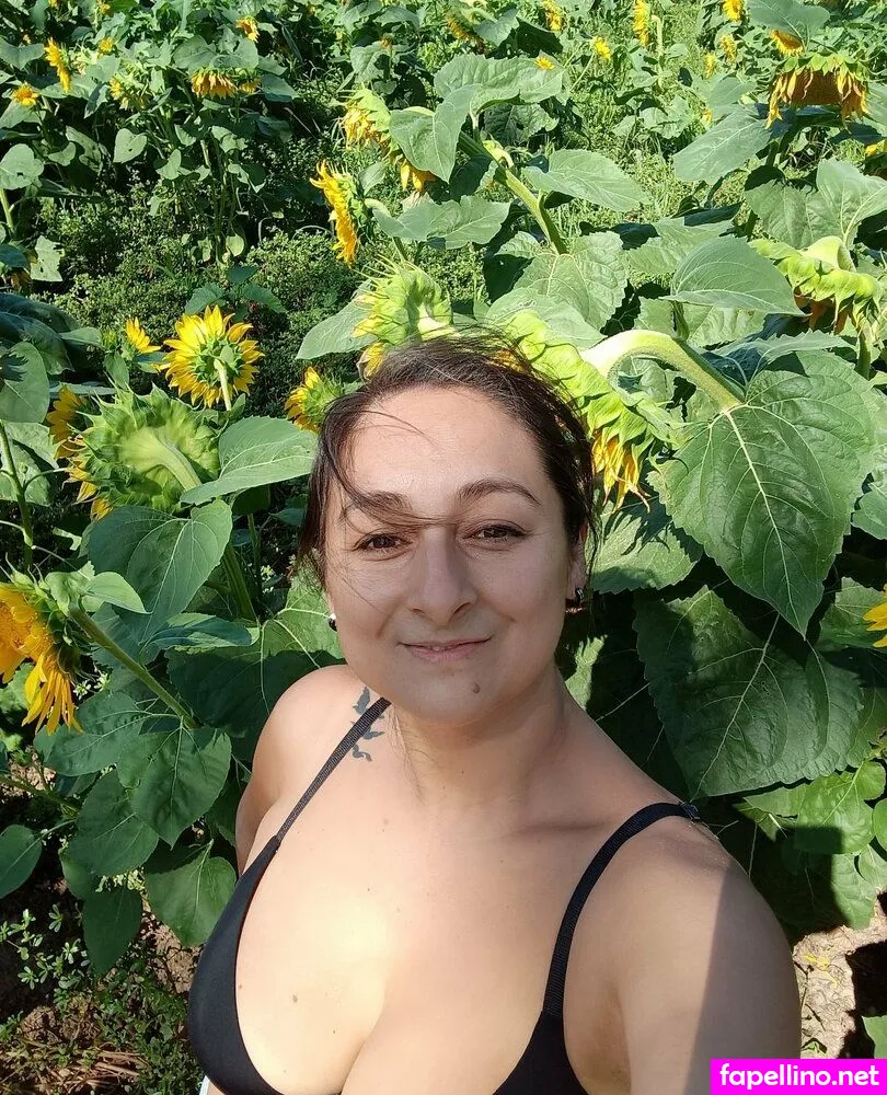 u8mel, ufficiale_mel Nude Leaked OnlyFans Photo #65l2Dcp79O