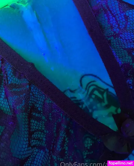 Ubucat OnlyFans Thumbnail #HT6NCOkJOa