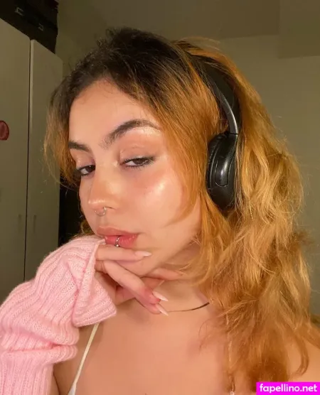 Ucanthandlemia2 0 OnlyFans Thumbnail #562AnPHHrJ