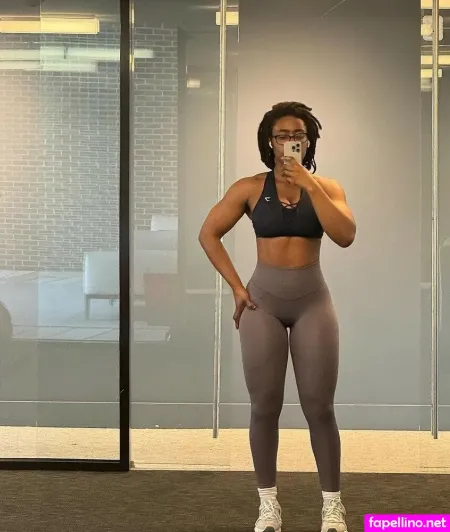 Uchemba OnlyFans Thumbnail #G98asFUqyc