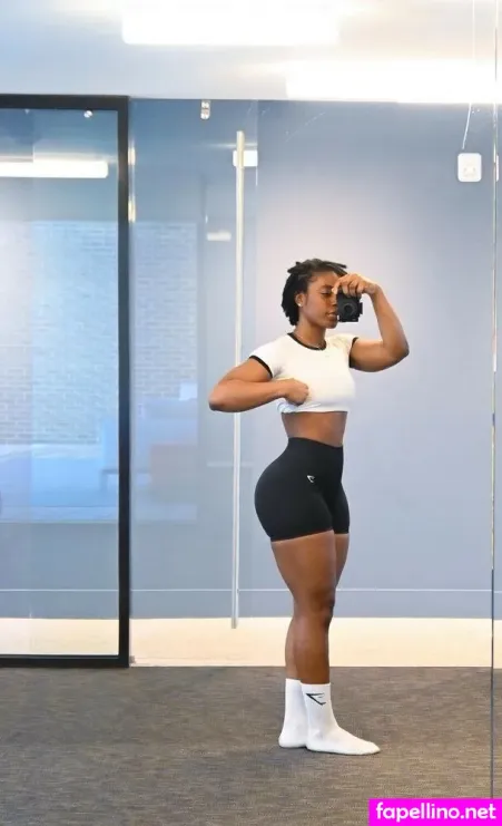 Uchemba OnlyFans Thumbnail #J5nxJPJkCp