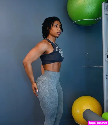 Uchemba OnlyFans Thumbnail #KpbFQT8VDv