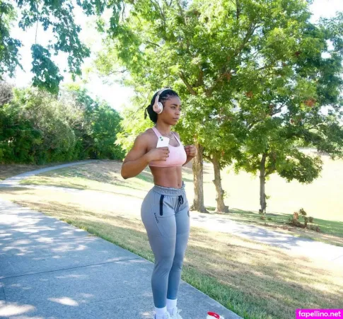 Uchemba OnlyFans Thumbnail #ZmB2v1UDOT