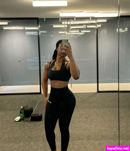 Uchemba OnlyFans Thumbnail #zlBidKcK10