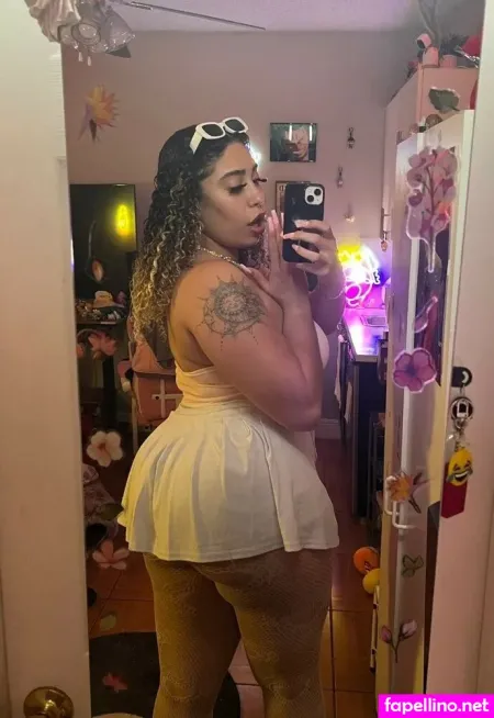 Uffemily OnlyFans Thumbnail #16mcBUK3OX