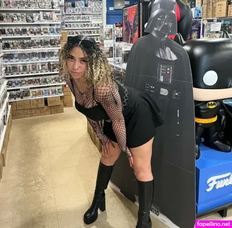 Uffemily OnlyFans Thumbnail #euhYeDGXqE