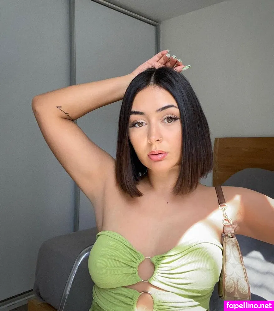 laurachesnok Nude Leaked OnlyFans Photo #PoI9UD2sBf