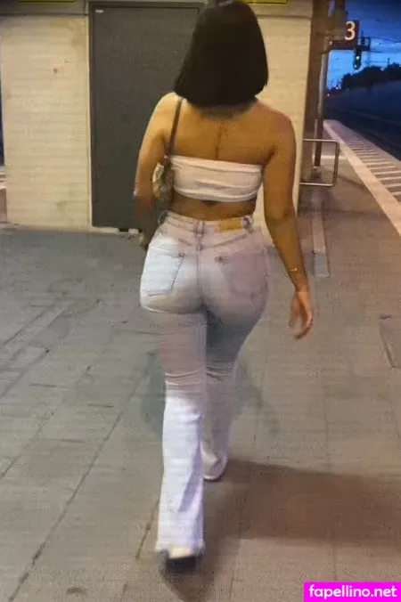 Ugclaurita OnlyFans Thumbnail #zuD6e96J6Q