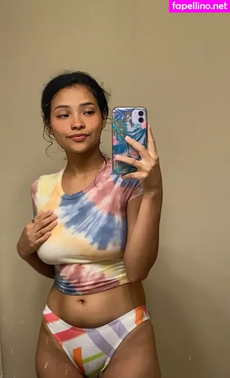 Ugh Mommy OnlyFans Thumbnail #yXUjb4uC4b