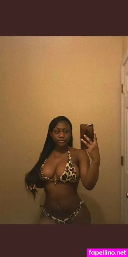 Ughkei OnlyFans Thumbnail #gOOqLUBWzt