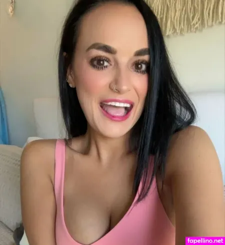 Ughughughx3 OnlyFans Thumbnail #53jBWbshVV