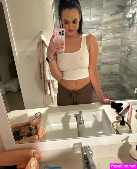 Ughughughx3 OnlyFans Thumbnail #55qW1PoPj2