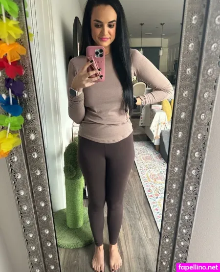 Ughughughx3 OnlyFans Thumbnail #5YkClIeQte