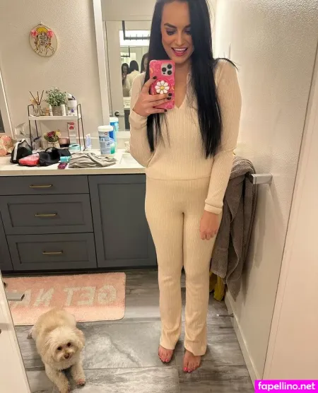 Ughughughx3 OnlyFans Thumbnail #QUQNqabw7V