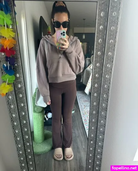 Ughughughx3 OnlyFans Thumbnail #hIsaJy3EhH