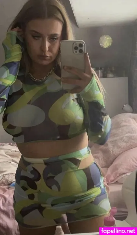 Uk British Chavs OnlyFans Thumbnail #waFeD5i8FI