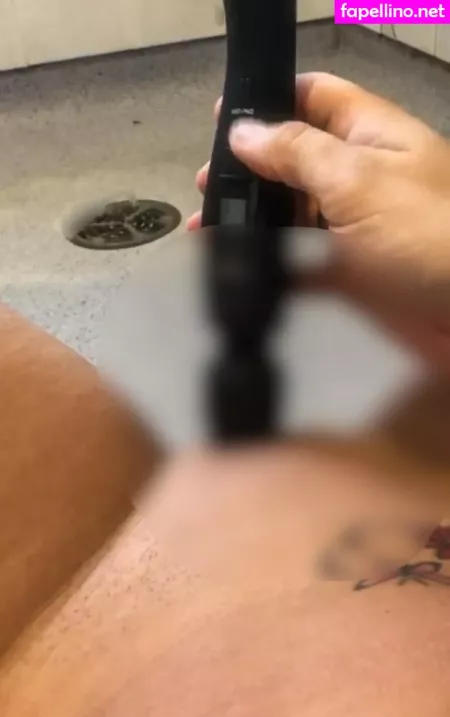 Ukhotwifecouple OnlyFans Thumbnail #IdxnRrjWhZ